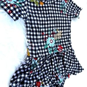 Posh Peanut Louisa bodysuit twirl